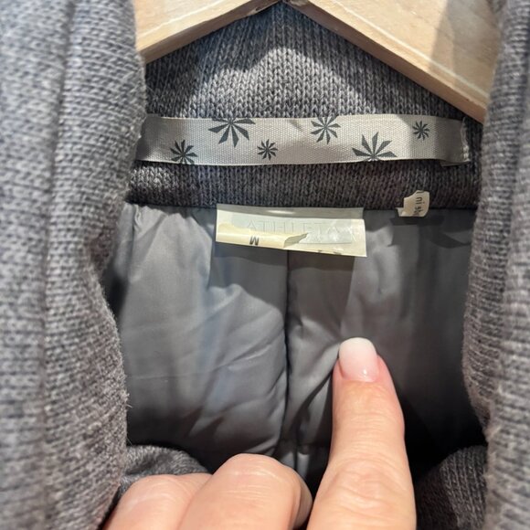 Athleta Gray Insulated Sweater Knit Puffer Vest Medium Funnel Neck Cinch Waist - Picture 4 of 8